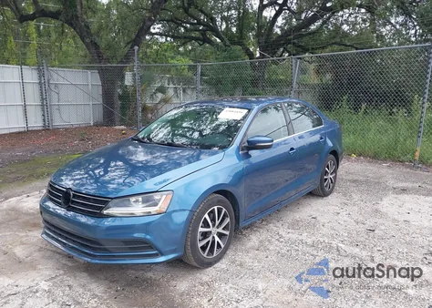 2018 Volkswagen Jetta 1.4T Se/1.4T Wolfsburg Edition z USA, uszkodzony, nr VIN 3VWDB7AJ2JM261704